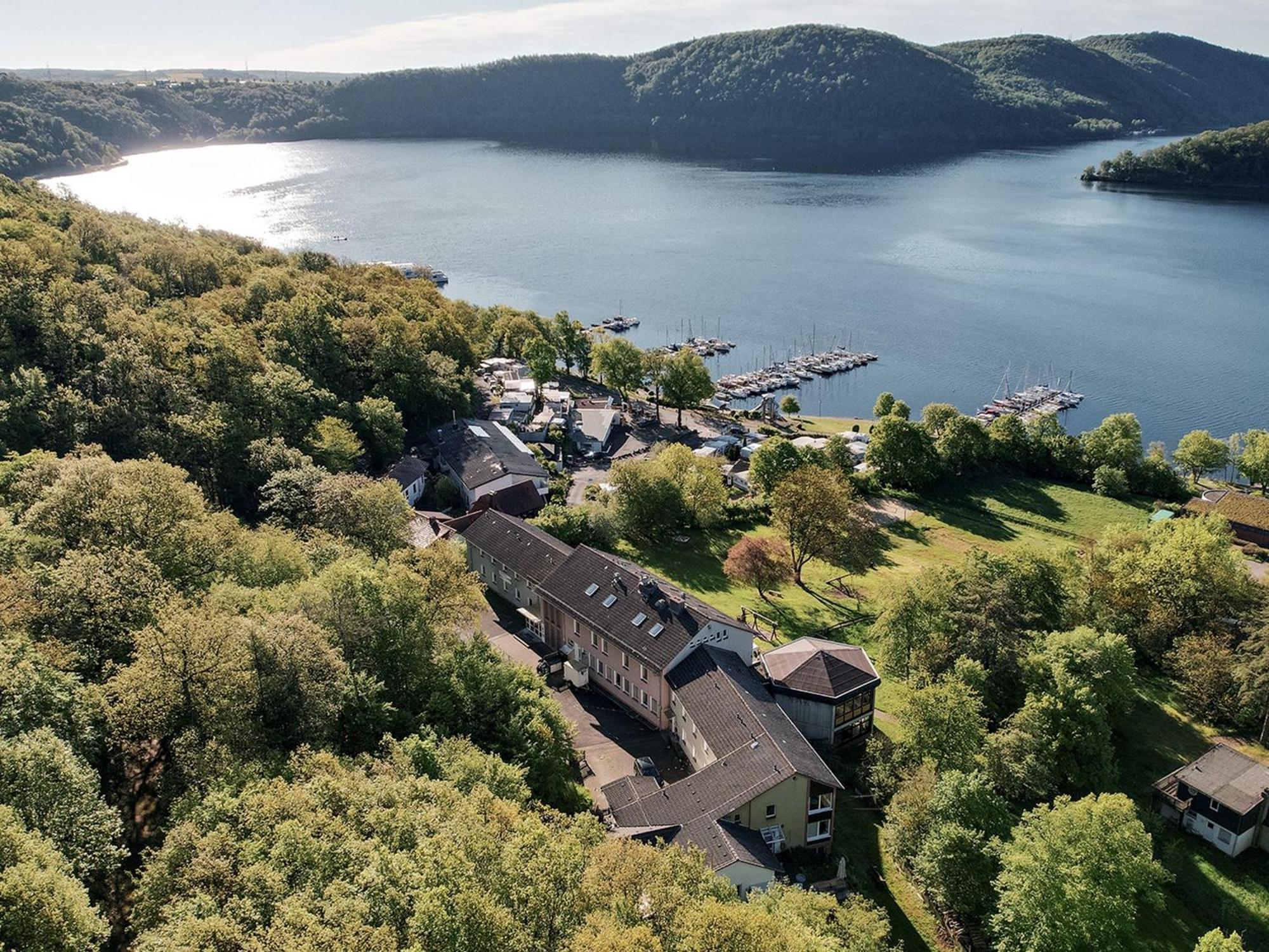 Jugendherberge Waldeck Am Edersee Esterno foto